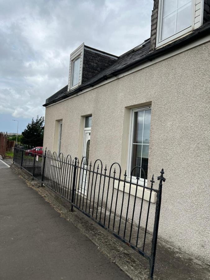 4 Bed Bungalow Near Airport EDI Exterior foto