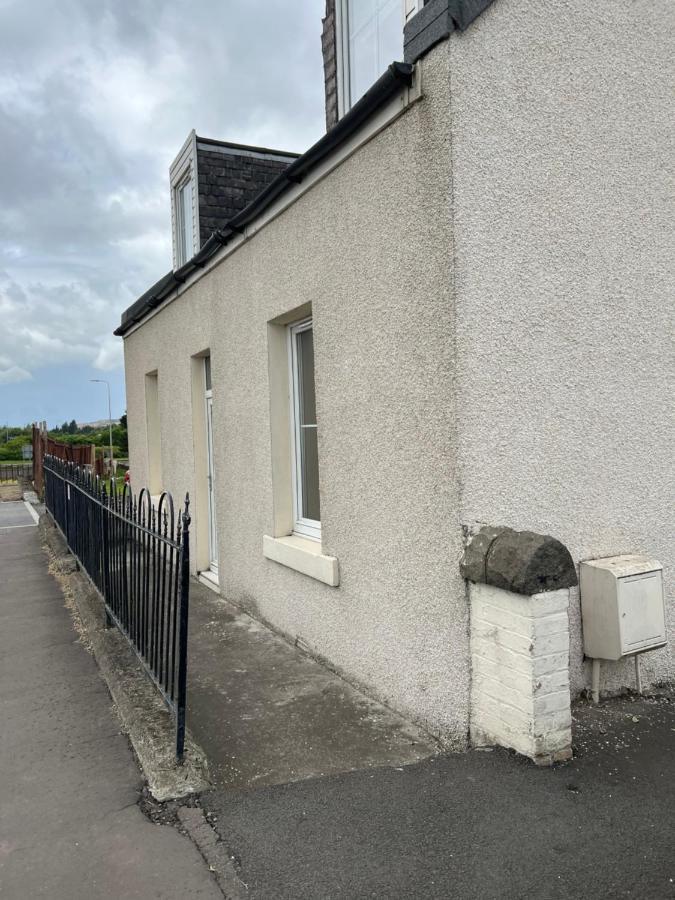 4 Bed Bungalow Near Airport EDI Exterior foto